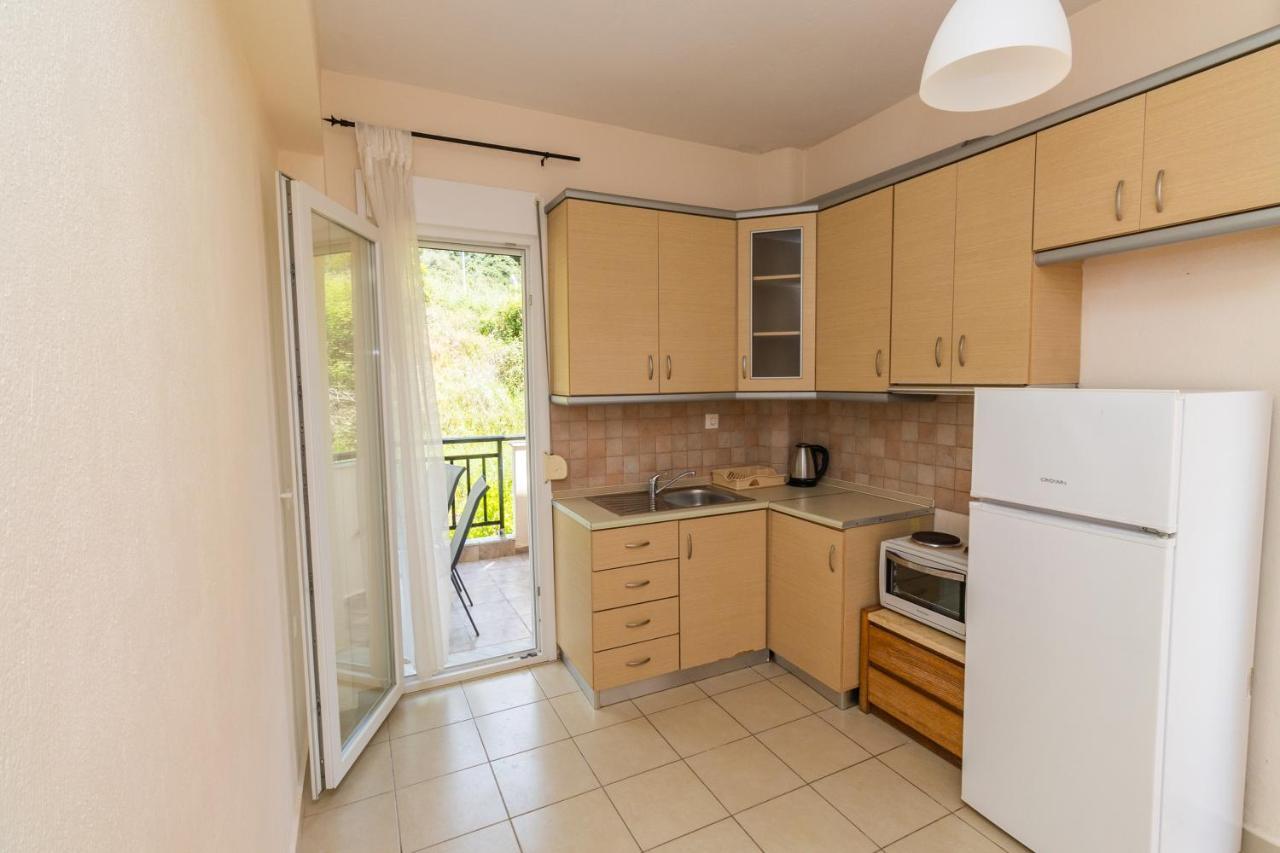 Sunday Mood Appartement Nea Skioni Buitenkant foto