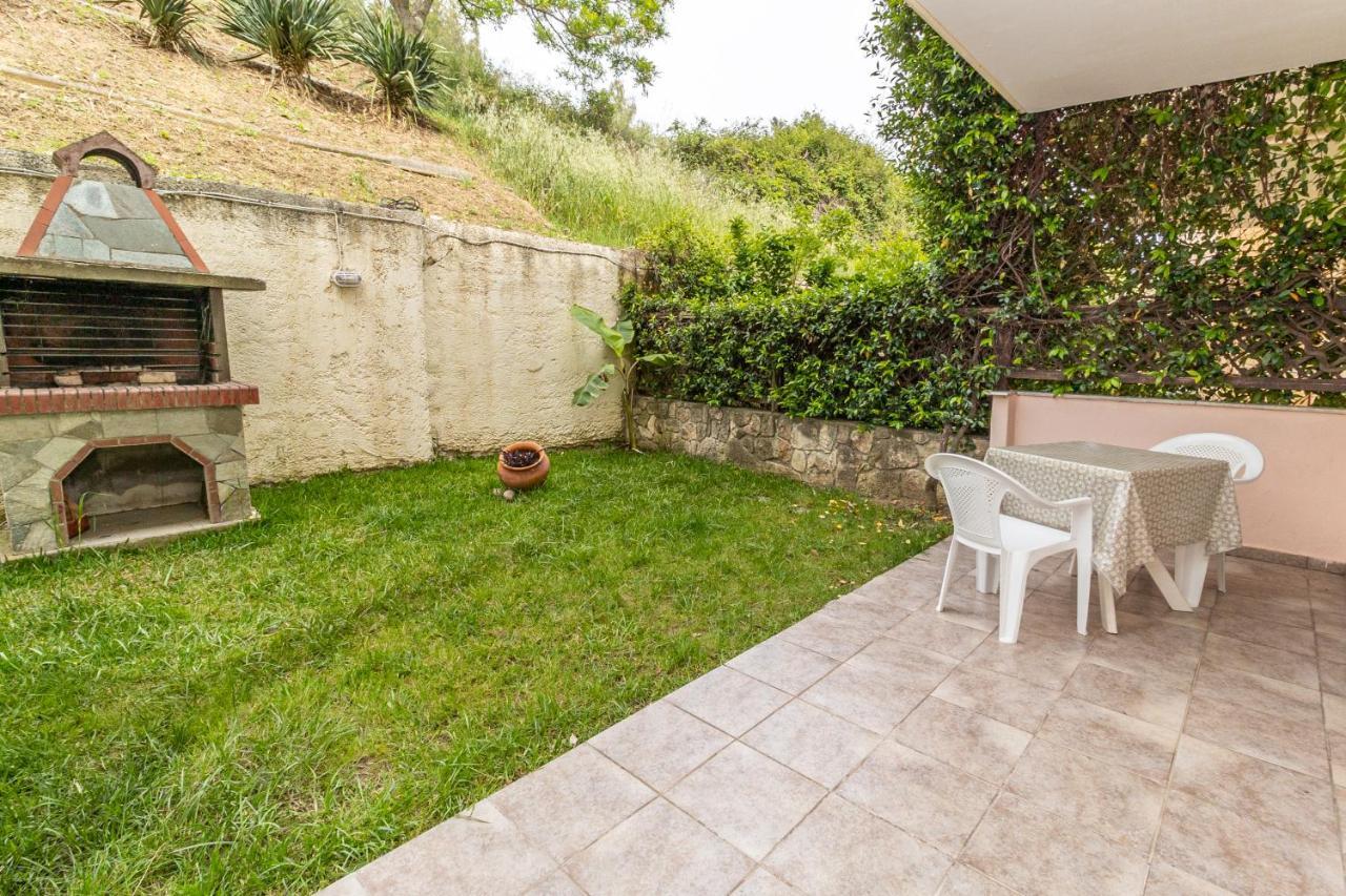 Sunday Mood Appartement Nea Skioni Buitenkant foto